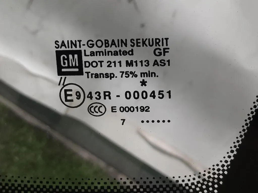 Parabrezza Opel Corsa D 2010