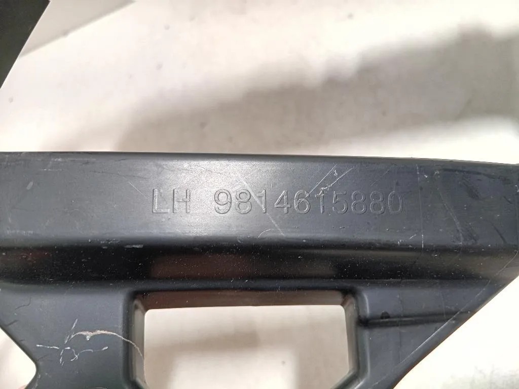 Supporto Spoiler Paraurti POST SX 9814615880 Peugeot 5008 II 2017