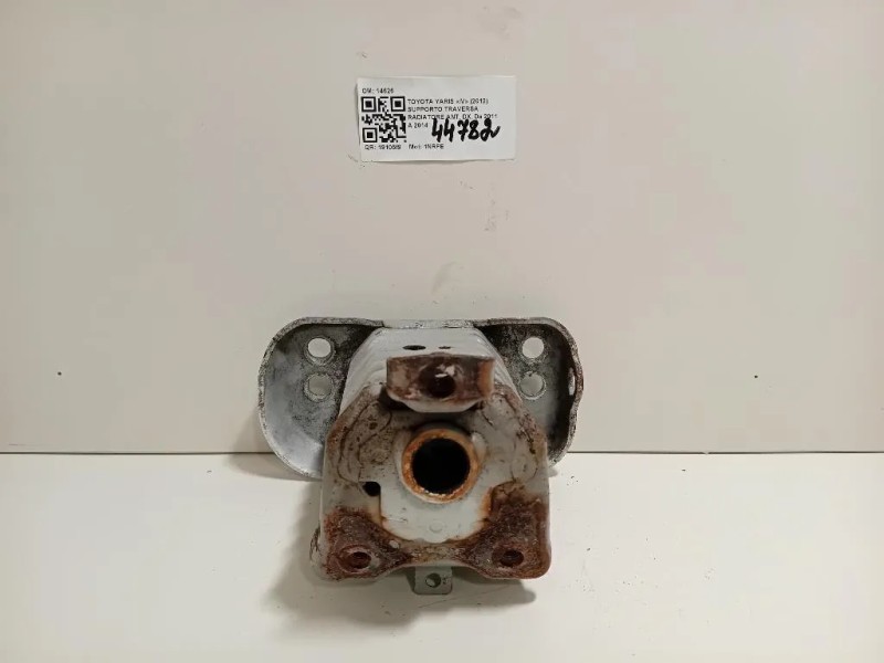 Supporto Traversa Radiatore ANT DX SUPPORTO TRAVERSA RADIATORE ANT DX Toyota Yaris IV 2012