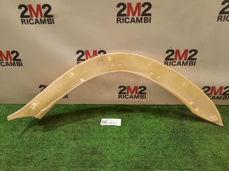 Parafanghino ANT SX MB8151582 PRASCO Mitsubishi L200 II 1997
