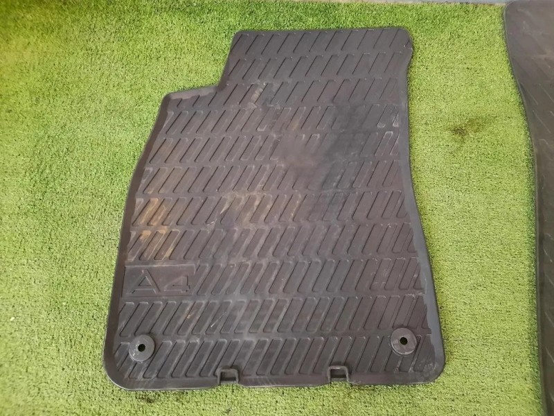 Tappetini Gomma 8E1061501A GOMMA Audi A4 8ED Avant 2005