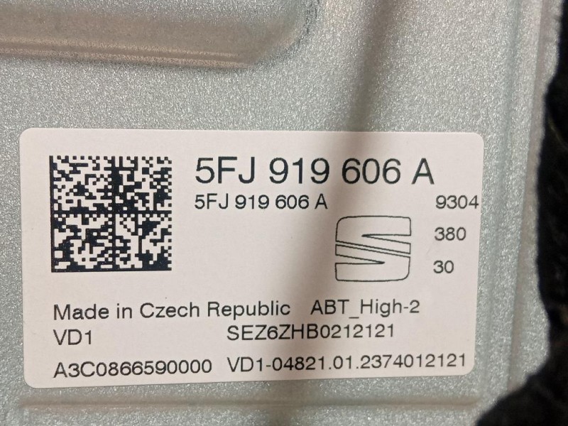 Display Multimediale 5FJ 919 606 A Volkswagen Touran III 2010