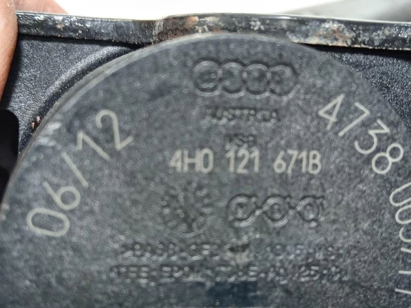 Elettrovalvola Regolazione Refrigerante 4H0 121 671 B Audi A4 8K2 2012