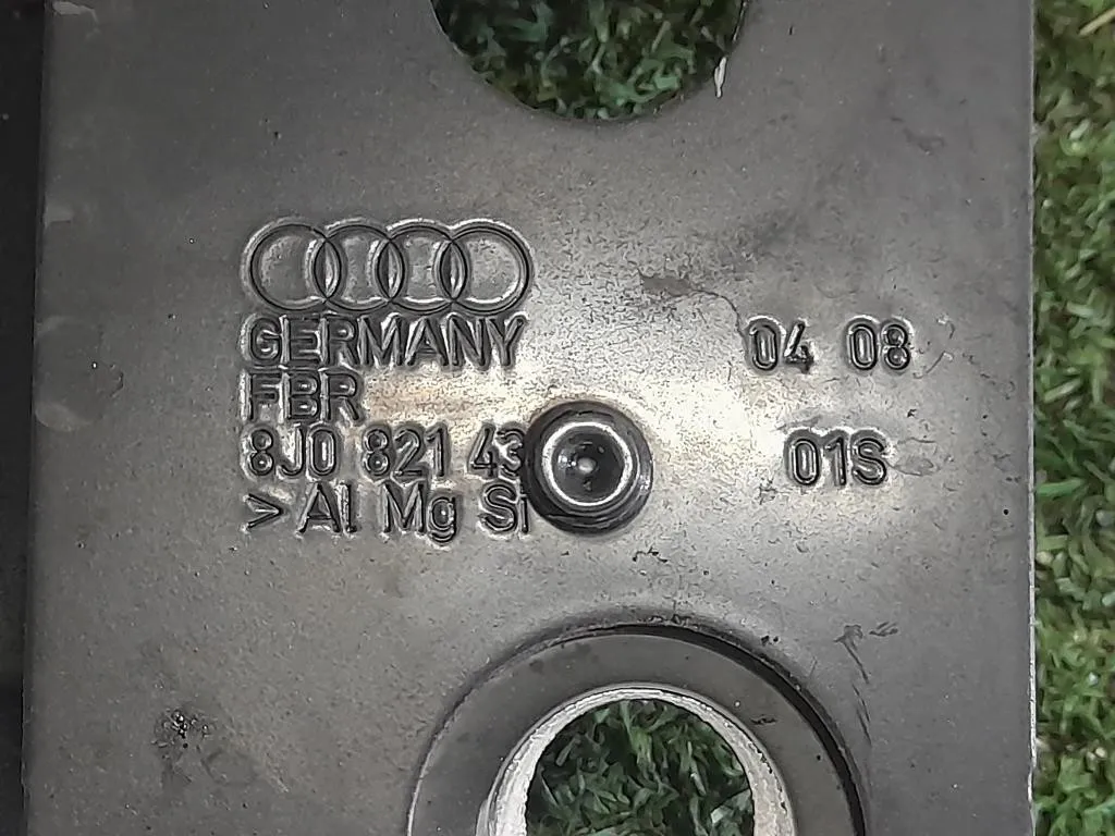 Parafango ANT DX AUDI TT PARAFANGO 8J0821104B Audi TT 8J3 2010