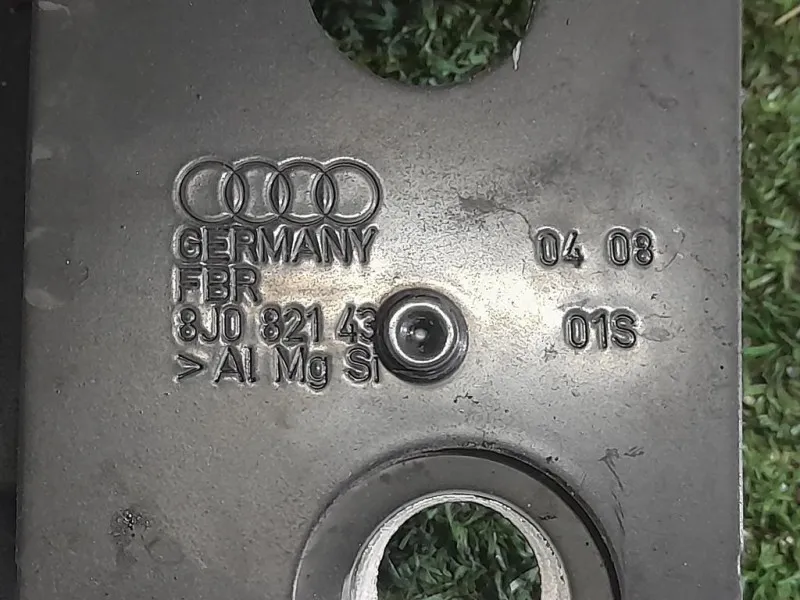 Parafango ANT DX AUDI TT PARAFANGO 8J0821104B Audi TT 8J3 2010