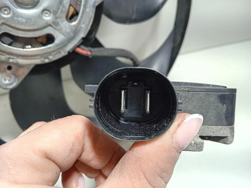 Elettroventola 8V618C807E Ford Focus IV SW 2011