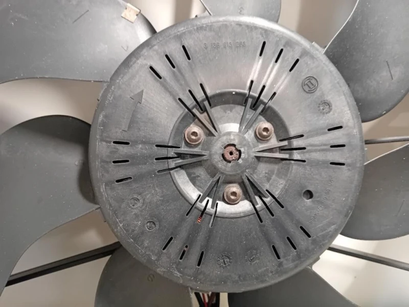 Elettroventola A2035000593 Mercedes Classe SLK R171 2004