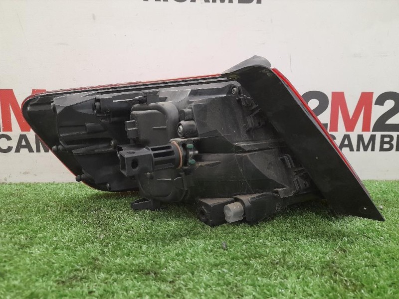 Fanale EST POST DX 8V4945070 Audi A3 8VA Sportback 2012