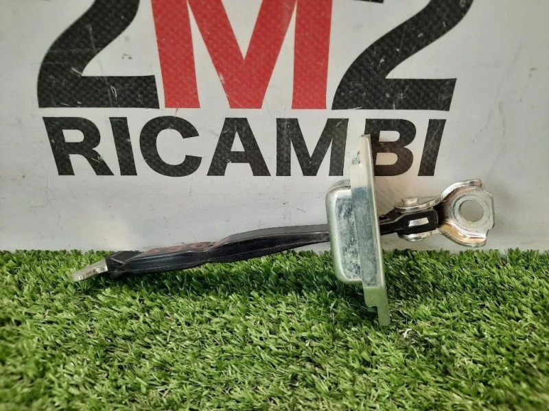 Tirante Arresto Porta POST DX 686300D230 Toyota Yaris IV 2017