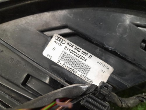 Fanale EST POST DX 8V4945096D Audi A3 8VA Sportback 2012