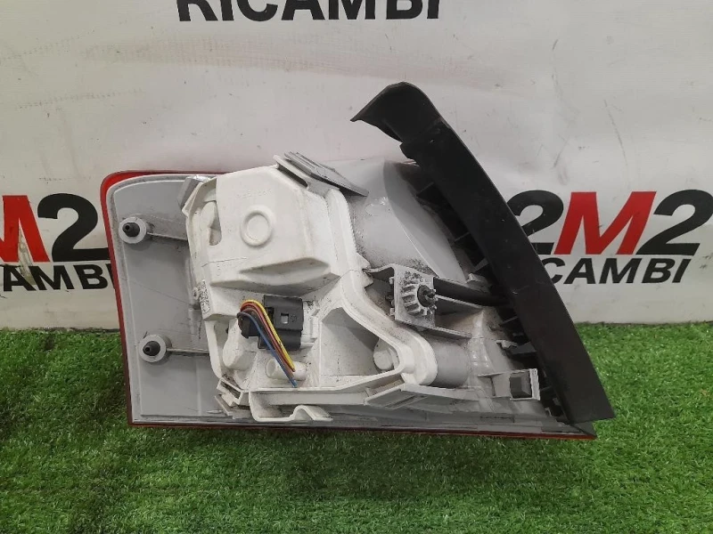 Fanale EST POST DX 8E9945096E Audi A4 8K2 2008