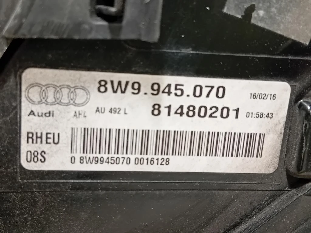 Fanale EST POST DX 8W9945070 Audi A4 8W5 Avant 2015