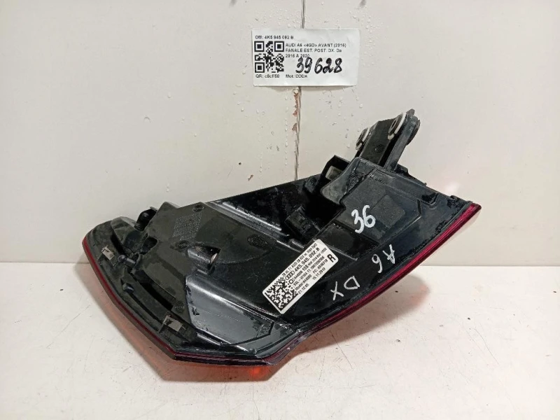 Fanale EST POST DX 4K5 945 092 B Audi A6 4GD Avant 2016