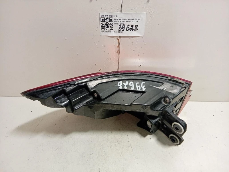 Fanale EST POST DX 4K5 945 092 B Audi A6 4GD Avant 2016