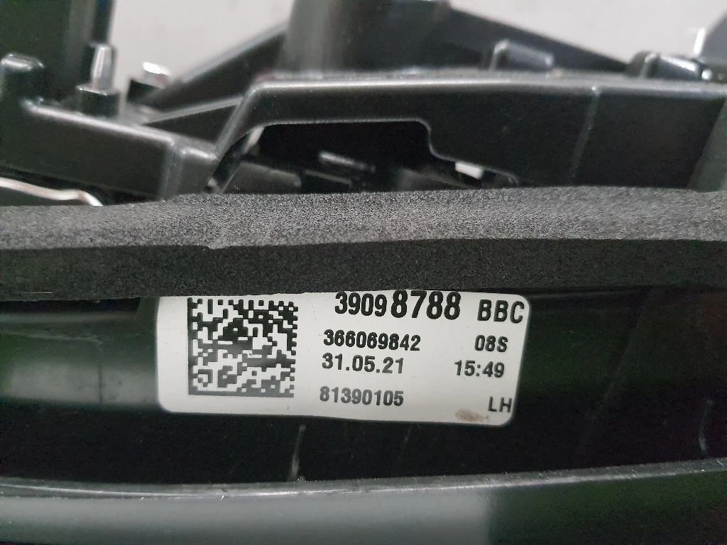 Fanale INT POST SX 39098788 Opel Astra K 2019