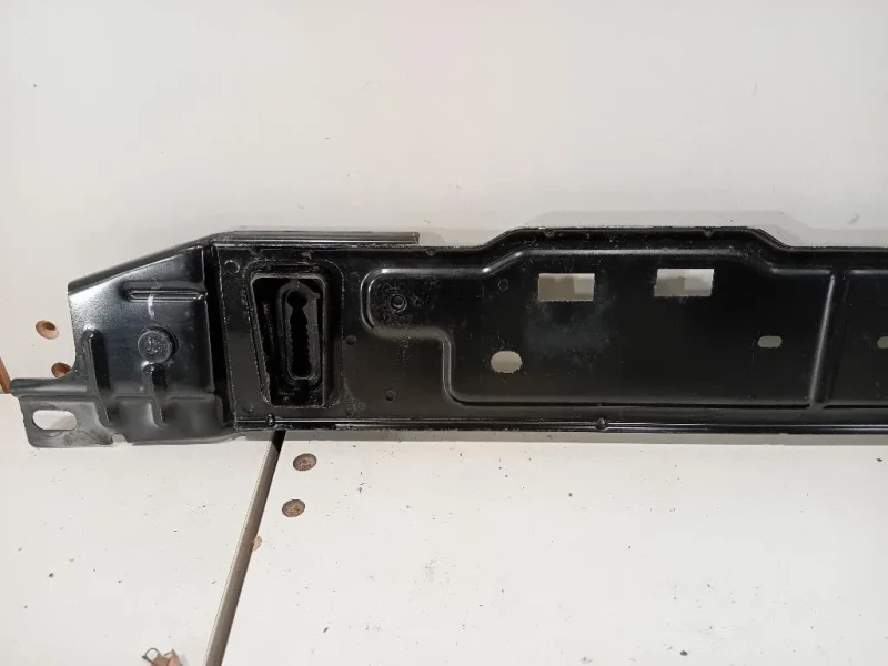 Traversa Frontale INF ANT 8907638001 Peugeot 5008 II 2017