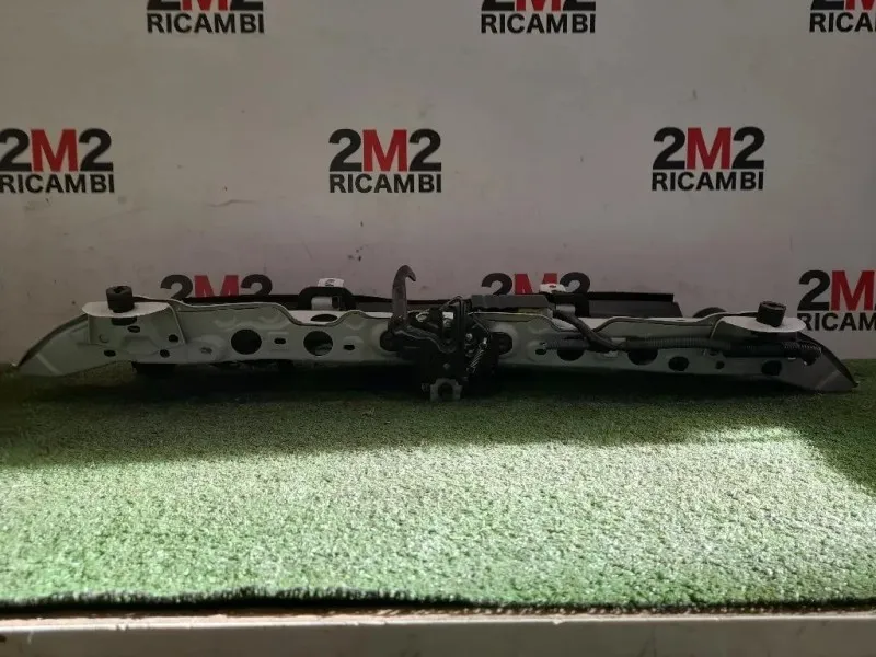 Traversa Frontale SUP ANT 532050D905 Toyota Yaris IV 2014