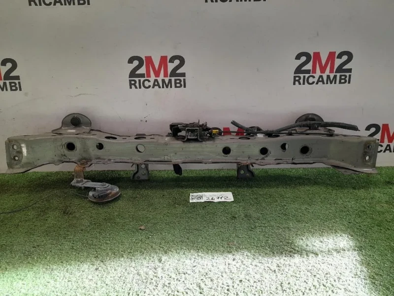 Traversa Frontale SUP ANT 532050D905 Toyota Yaris IV 2014