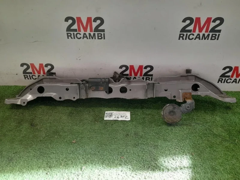 Traversa Frontale SUP ANT 532050D905 Toyota Yaris IV 2014