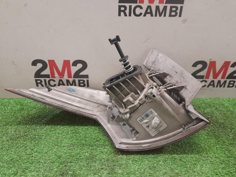 Fanale EST POST DX AV1113404AG Ford B-max 2012