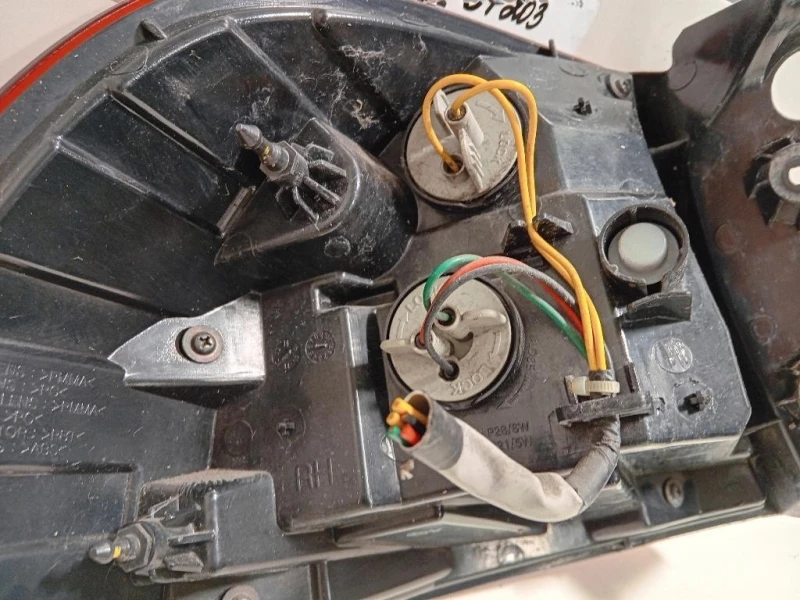 Fanale EST POST DX 92402-1W2 Kia RIO III 2012