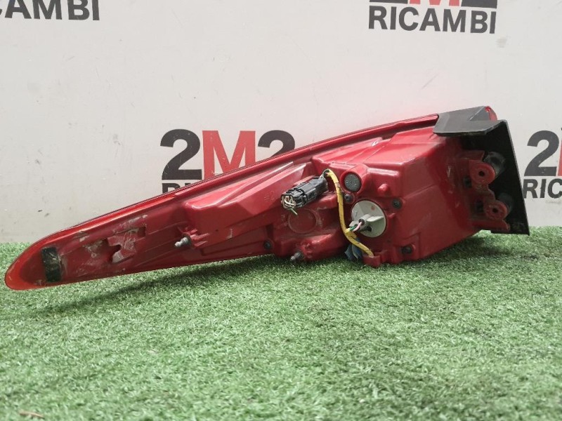 Fanale EST POST DX 92402F1000 Kia Sportage IV 2016