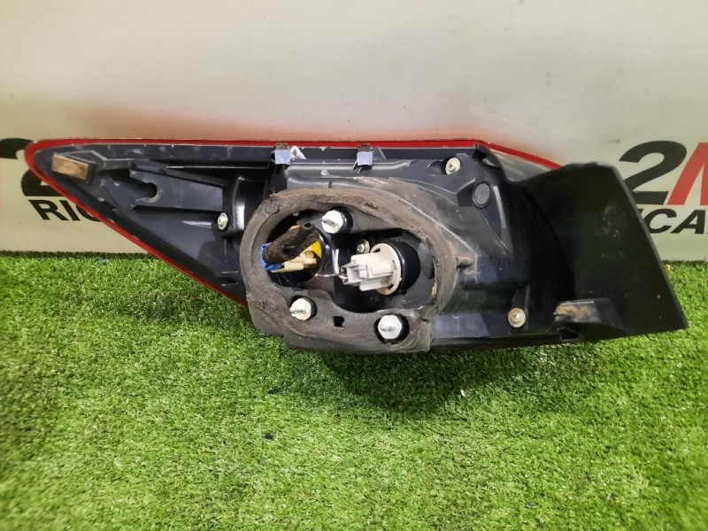 Fanale EST POST DX B45C51150B Mazda 3 III 2014