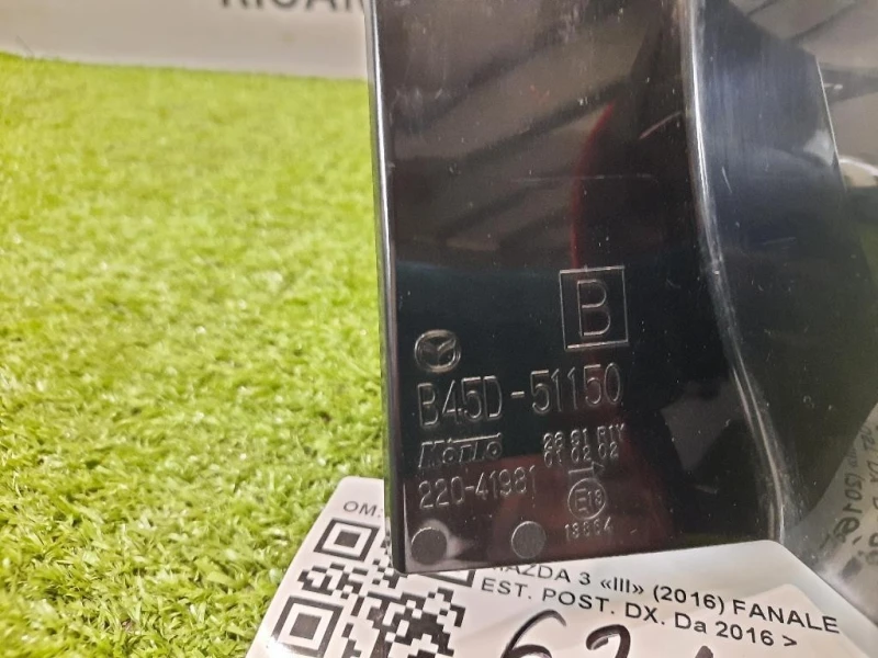 Fanale EST POST DX B45D51150D Mazda 3 III 2016