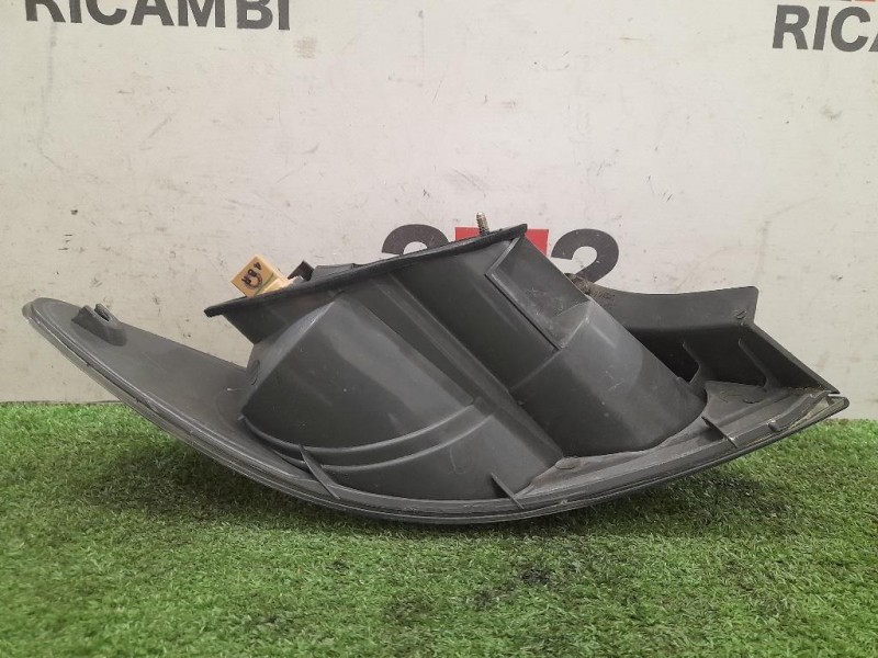 Fanale EST POST DX GJ6A51170E 22061971 Mazda 6 I 2003