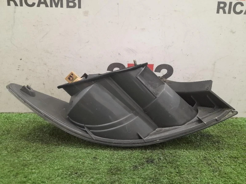 Fanale EST POST DX GJ6A51170E 22061971 Mazda 6 I 2003