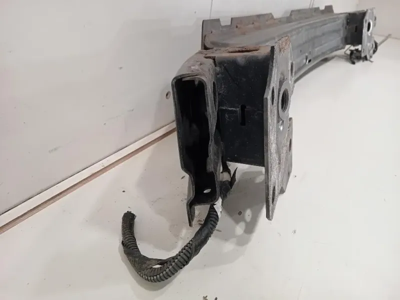 Traversa Paraurti ANT TRAVERSA PARAURTI ANT Jaguar XF I 2011