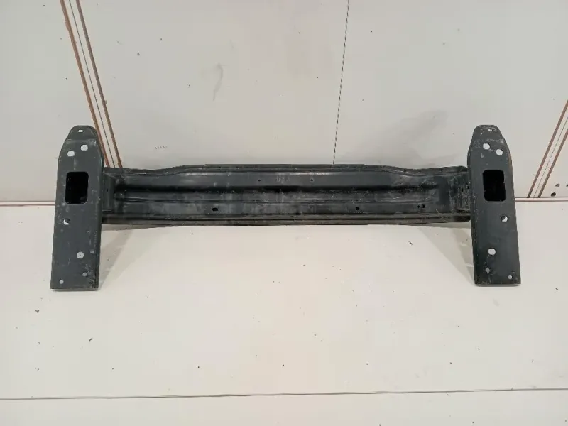 Traversa Paraurti ANT 865301P000 Kia Venga 2010