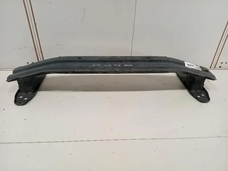 Traversa Paraurti ANT 865301P000 Kia Venga 2010
