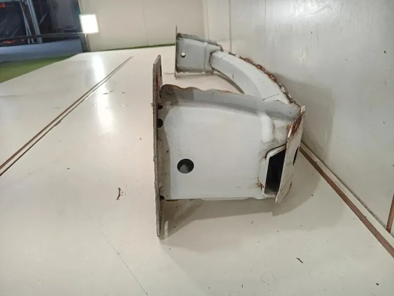 Traversa Paraurti ANT BJ32-17F021-AB Land Rover Range Rover Evoque I 2011