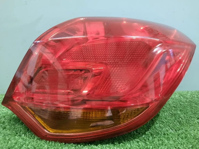 Fanale EST POST DX 13306454 Opel Astra J 2010