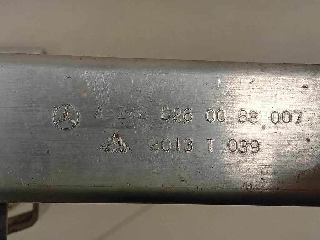 Traversa Paraurti ANT A2466260088 Mercedes Classe A W176 2013