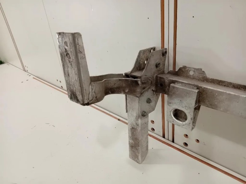 Traversa Paraurti ANT A2466260088 Mercedes Classe A W176 2013