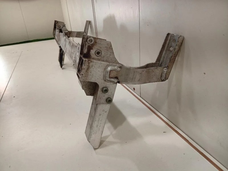 Traversa Paraurti ANT A2466260088 Mercedes Classe A W176 2013