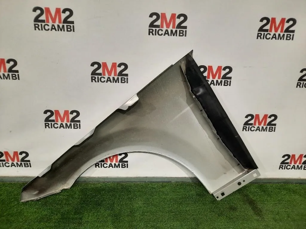 Parafango ANT DX A2048801418 DX Mercedes Classe C W204 2007