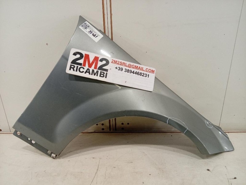 Parafango ANT DX A2048801418 Mercedes Classe C W204 2011