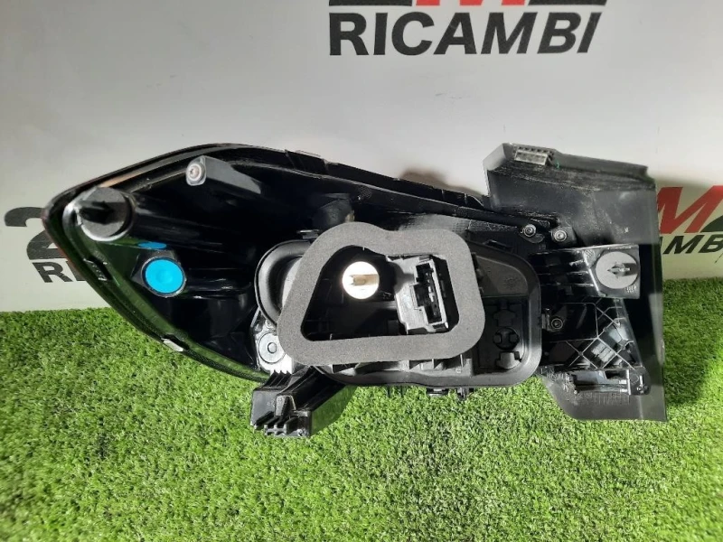 Fanale EST POST DX 9829317280 Opel Corsa F 2019