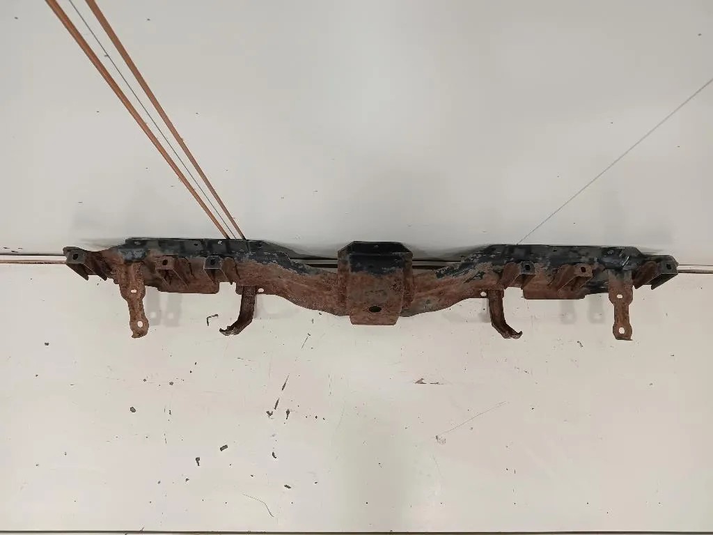 Traversa Paraurti ANT  Mitsubishi Pajero IV 2007
