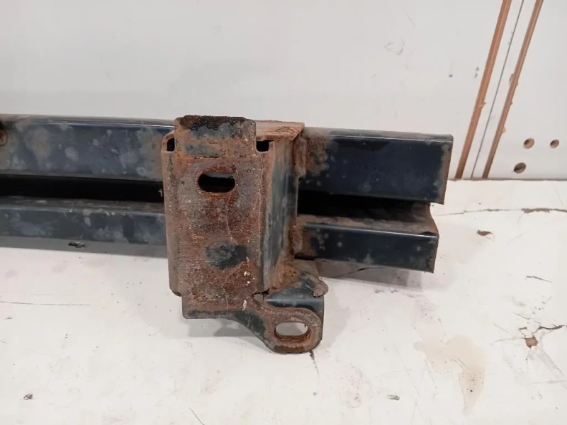 Traversa Paraurti ANT 50100-5X32A Nissan Navara 2010