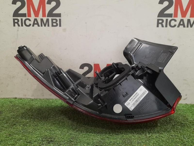 Fanale EST POST DX 9846766680 Opel Grandland X 2017