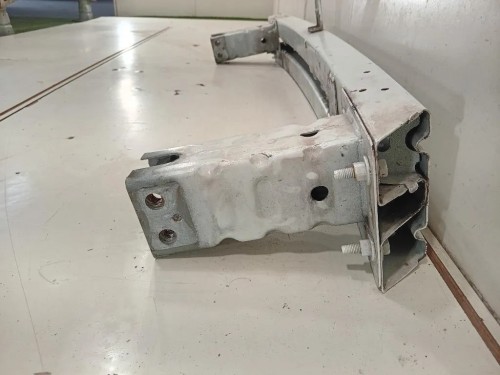 Traversa Paraurti ANT TRAVERSA PARAURTI ANT Opel Mokka 2013