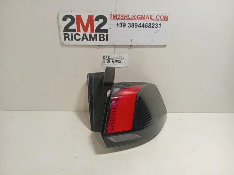 Fanale EST POST DX 9811028180 Peugeot 5008 II 2017