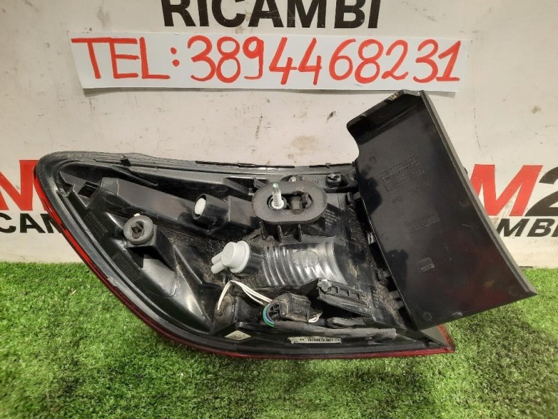 Fanale EST POST DX 265509761R Renault CLIO V 2019