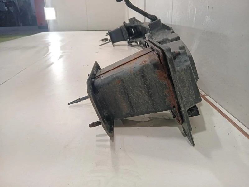 Traversa Paraurti ANT 78844-35000 Ssangyong Tivoli 2015