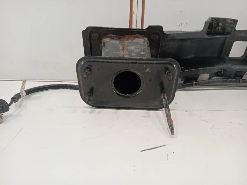 Traversa Paraurti ANT 78844-35000 Ssangyong Tivoli 2015