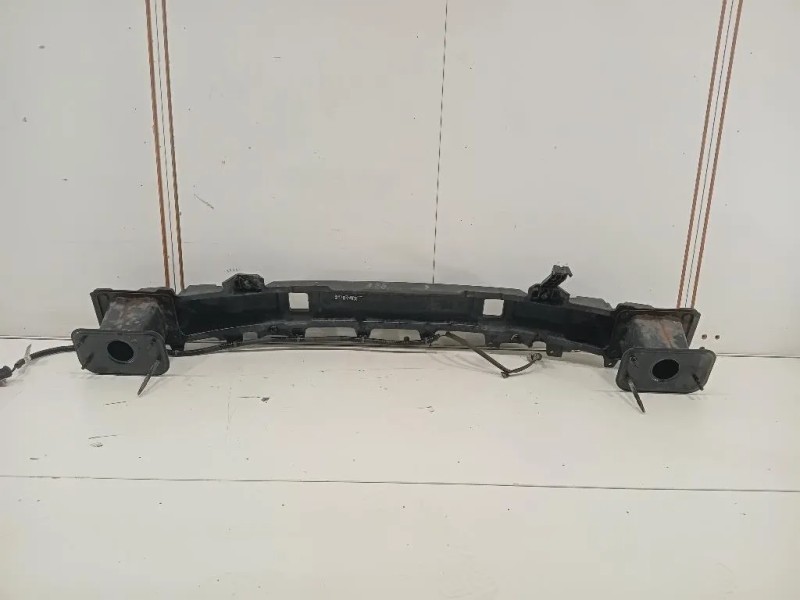 Traversa Paraurti ANT 78844-35000 Ssangyong Tivoli 2015